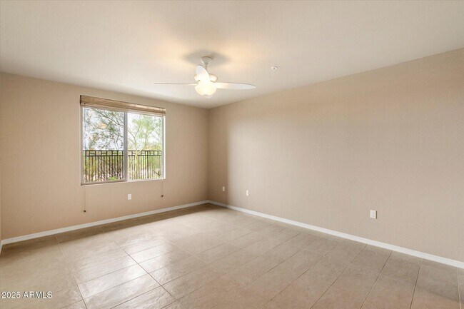 Building Photo - 17850 N 68th St