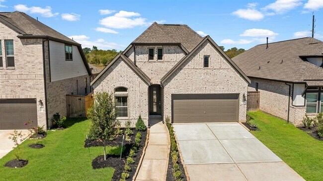 Primary Photo - 1907 Meadow Trail Dr