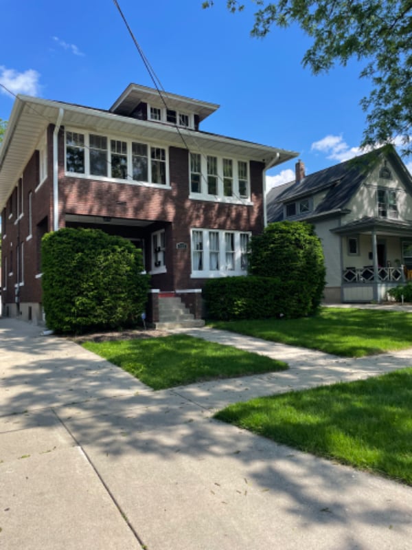Primary Photo - 923 Cedar Ave