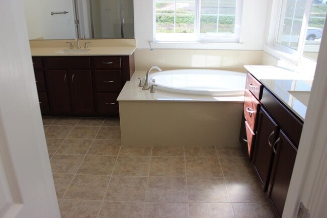 Building Photo - 456 St Jorge Ave