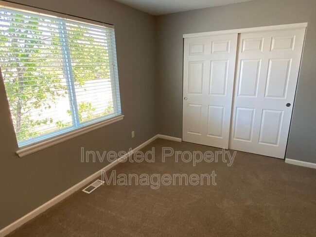 Building Photo - 2970 S Elati St