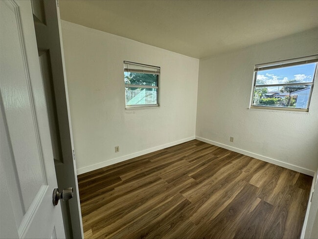 Building Photo - 788 NW 15th Pl