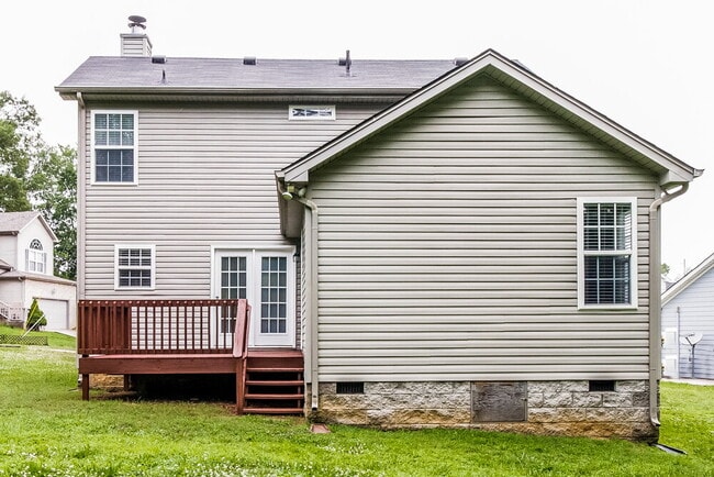 Building Photo - 1505 Chestnut Oak Dr