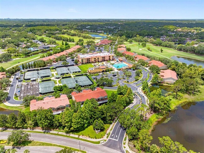 Building Photo - 13941 Clubhouse Dr