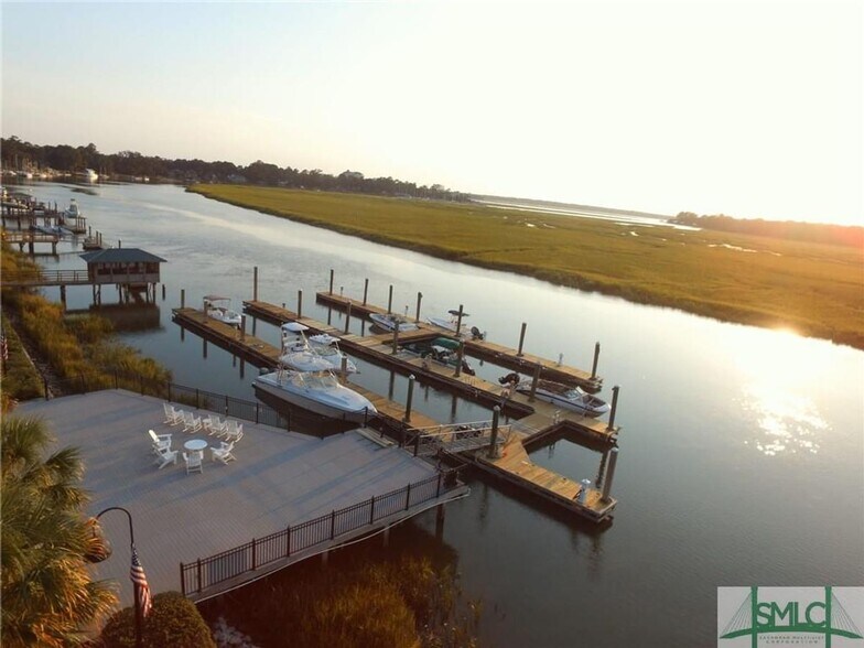 Building Photo - 49 Thatcher Ln