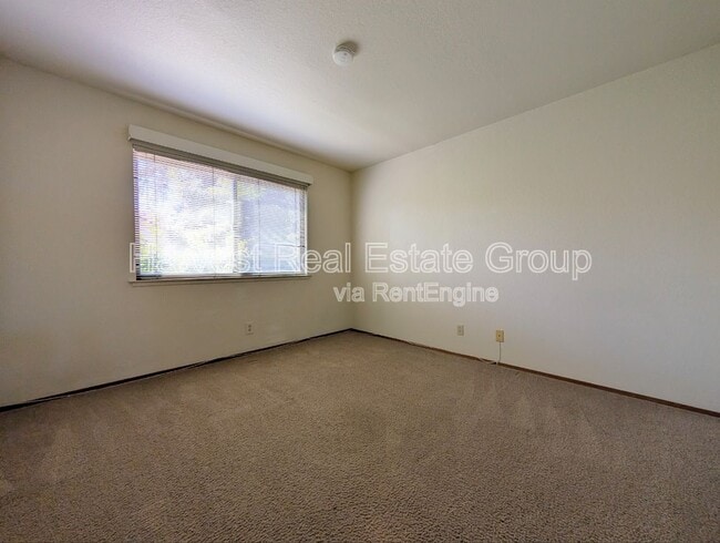 Building Photo - 4014 Penny Terrace