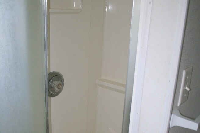 Bathroom - 2224 Lincoln St
