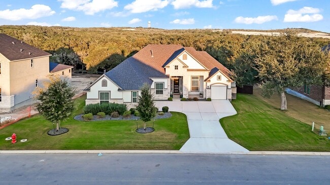 Building Photo - Stunning Single-Story Home with Designer Finishes, Private Pool & Expansive Greenbelt Lot