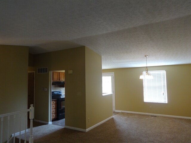 Building Photo - 2400 Warfield Dr