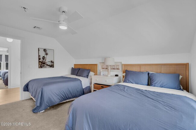 Building Photo - 112 Sylvania Ave