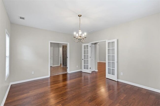 Building Photo - 5551 Wood Vale Ct