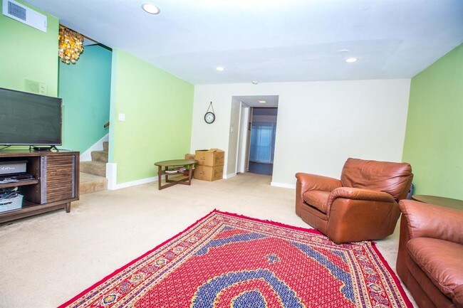 Building Photo - 2061 Winrock Blvd