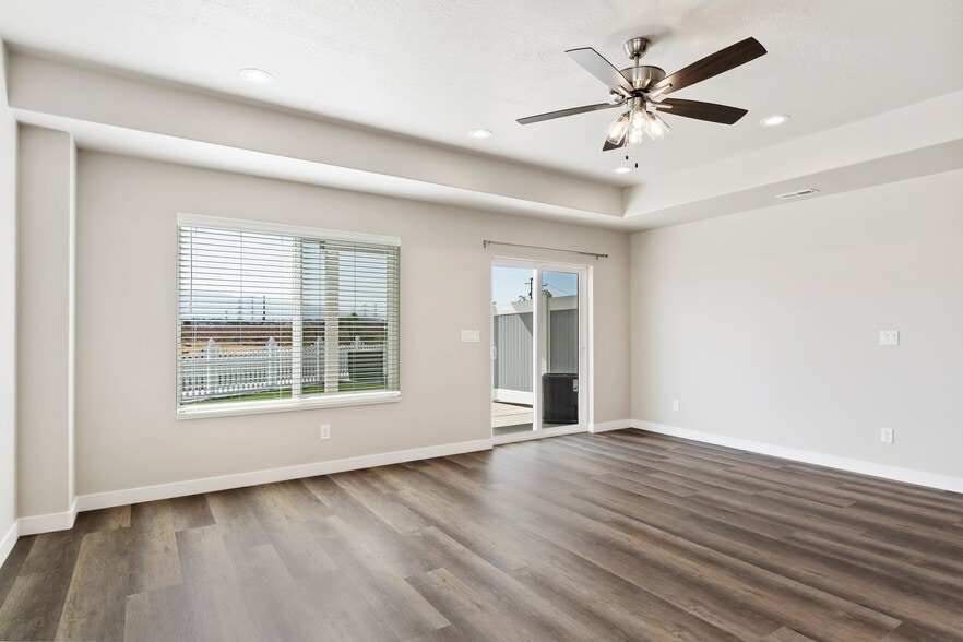 Building Photo - 2977 S 3525 W