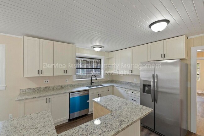 Building Photo - 1922 W Gregory St