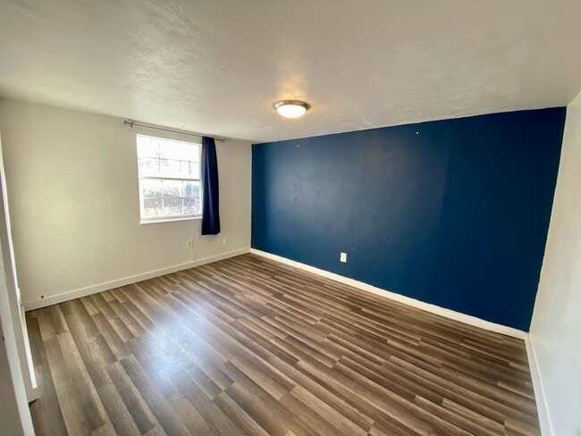 Building Photo - 1416 Rutherford Ave