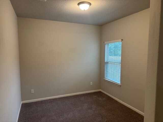 Building Photo - 156 Camelot Pl Ct