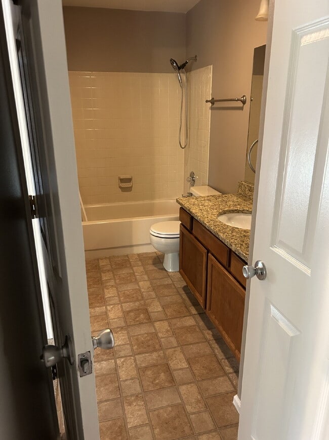 Building Photo - 7610 E Gunnison Pl