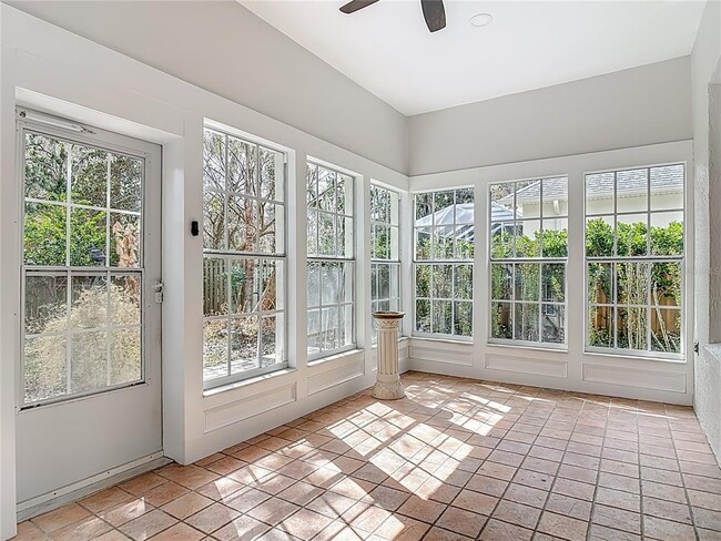 Building Photo - 6 Lionshead Dr