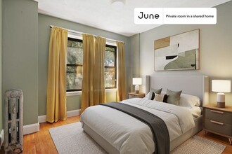 Building Photo - Room in Shared 4 bed/1 bath home