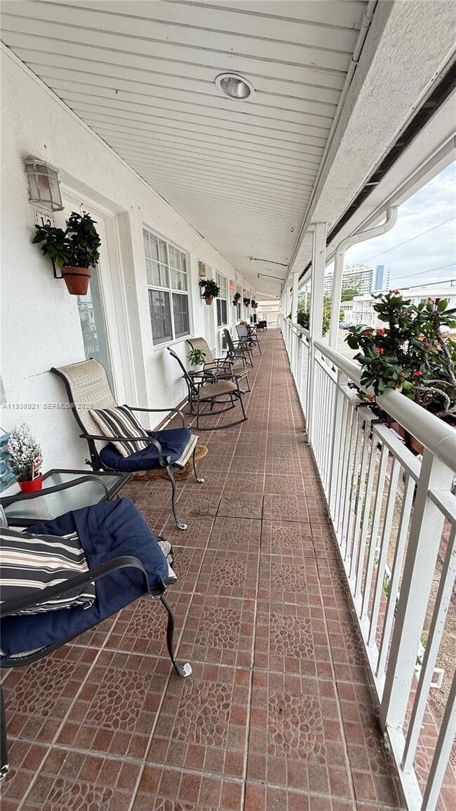 Building Photo - 330 74th St