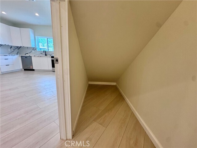 Building Photo - 10787 Las Lunitas Ave