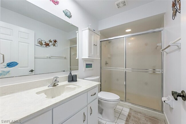 Building Photo - 509 Roma Ct