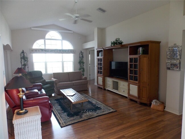 Building Photo - 1256 Camero Dr