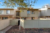 Building Photo - 10971 Trotting Ridge Way