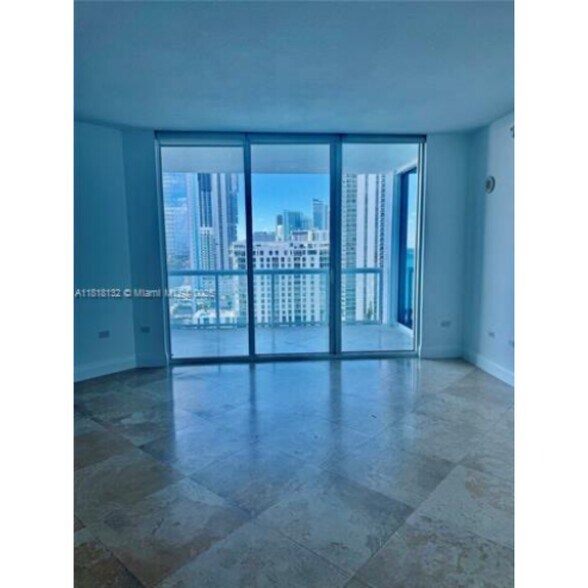 Building Photo - 480 NE 30th St