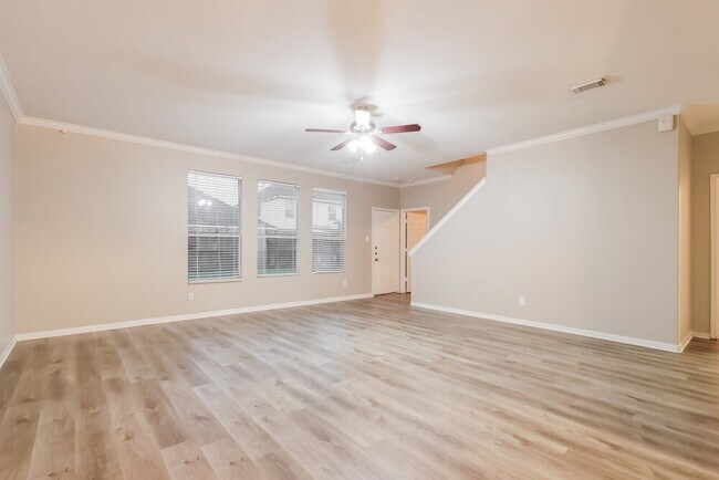 Building Photo - 12214 Landsdown Ridge Way