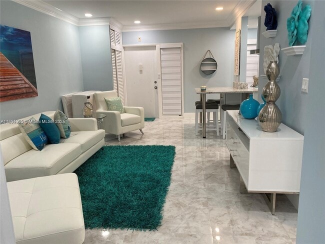 Primary Photo - 1967 S Ocean Blvd