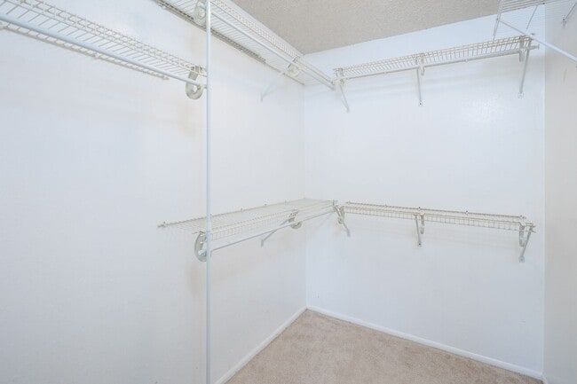 Building Photo - Hokuloa - 2 bedroom, 2 bathroom, 2 vehicle...
