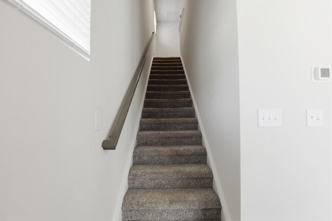 Building Photo - 2317 Belterra Dr