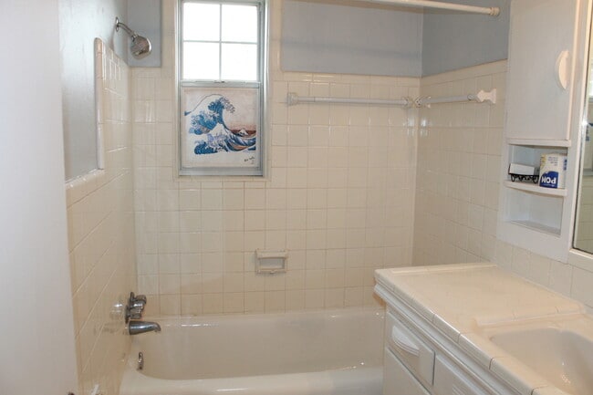 Building Photo - 1+ Acre - Choctaw-Nicoma Park Cutie!