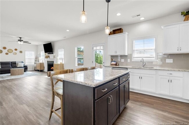 Building Photo - 173 London Dr