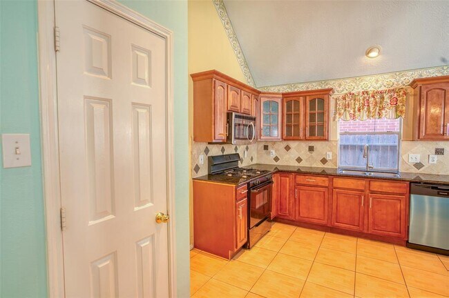 Building Photo - 14918 Appaloosa Ave
