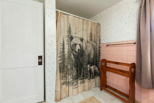 Building Photo - 511 S 3rd St