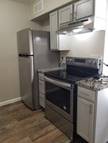 Building Photo - 2125 Saint Michael Dr