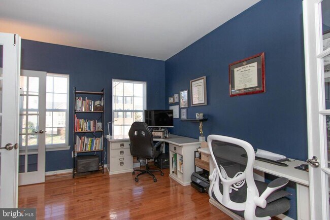 Building Photo - 7629 Hamelin Ln