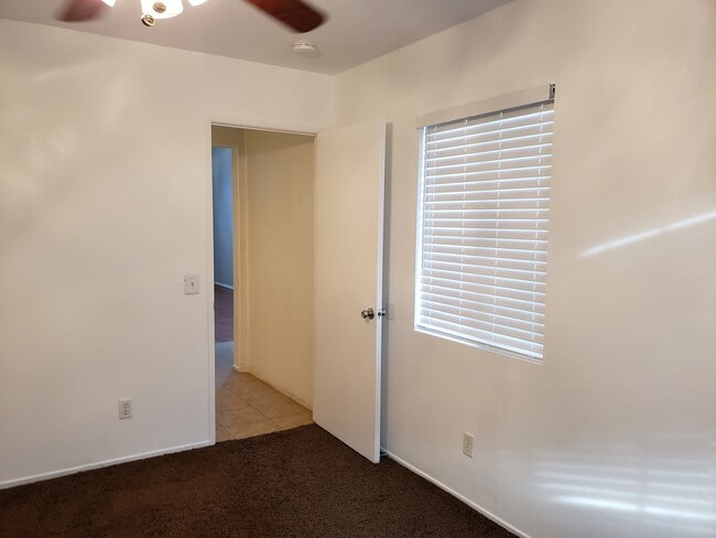 Building Photo - 11498 Via Monte