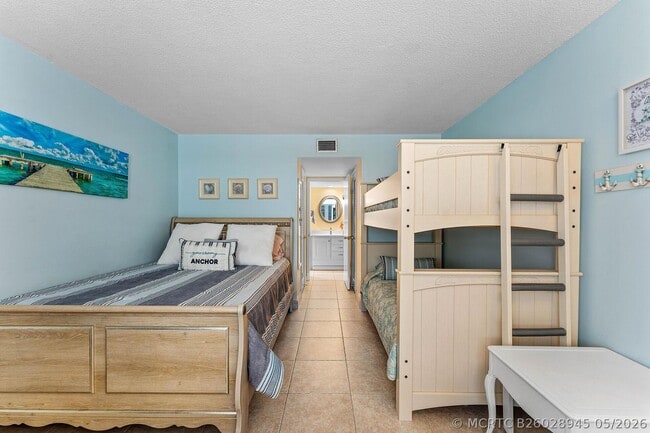 Building Photo - 3570 S Ocean Blvd