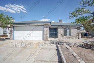 Building Photo - 1832 Dean Jones Dr