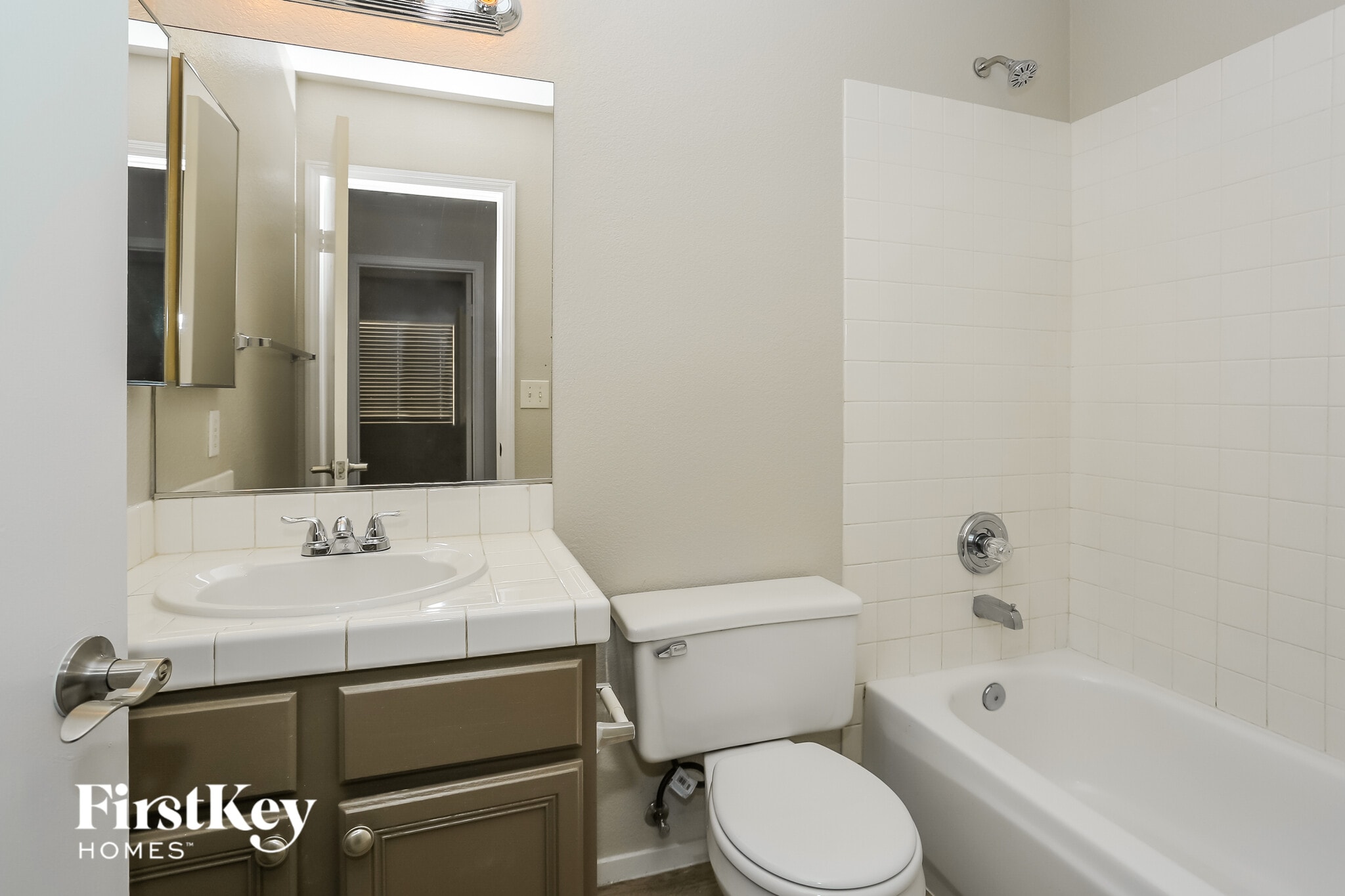 Building Photo - 3452 Canter Dr