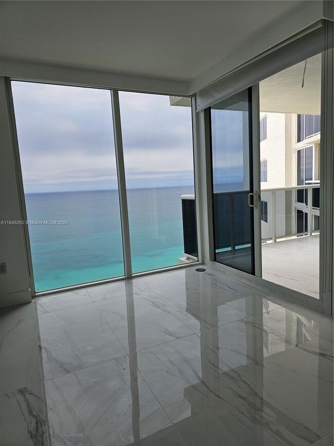 Building Photo - 19111 Collins Ave