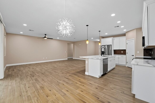 Building Photo - NO HOA! 2024 Build w/ RV Gate, Quartz Kitchen & 4 Spacious Bedrooms