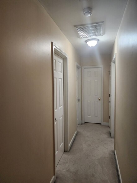 Building Photo - 4227 Painted Trillium Ct