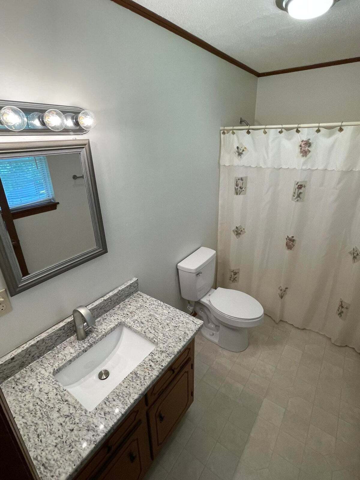 Building Photo - 309 Shasta Ave