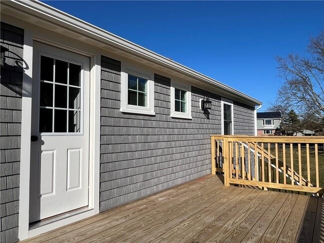 Building Photo - 45 Trout Dr