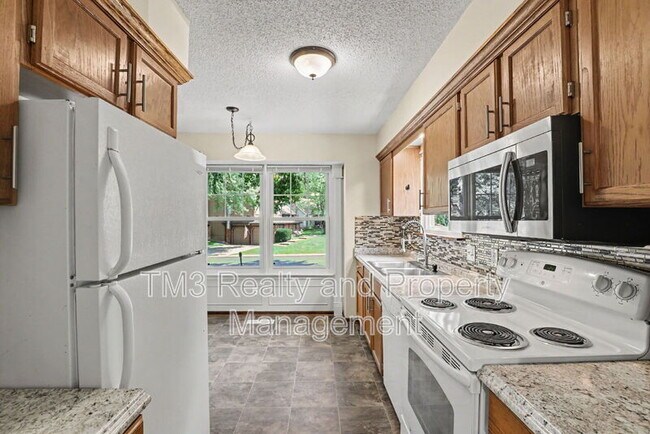 Building Photo - 15338 S Summertree Ln