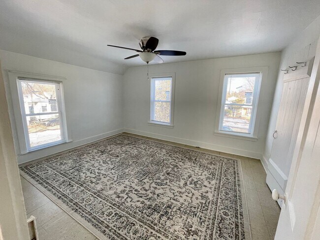 Building Photo - Adabell Coolidge